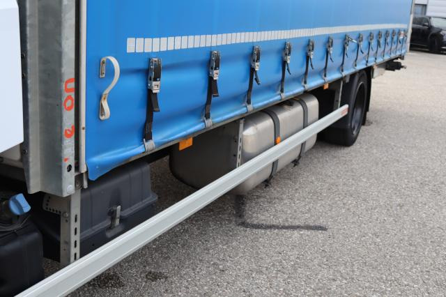 Mercedes-Benz Actros 1833 L nR - Curtainsider truck: picture 4 Mercedes-Benz Actros 1833 L nR - Curtainsider truck: picture 4