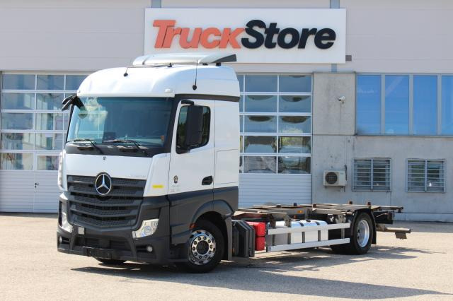 Mercedes-Benz Actros 1845 LNR EXPORT - Container transporter/ Swap body truck: picture 1 Mercedes-Benz Actros 1845 LNR EXPORT - Container transporter/ Swap body truck: picture 1