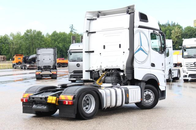 Mercedes-Benz Actros 1845 LS - Tractor unit: picture 4 Mercedes-Benz Actros 1845 LS - Tractor unit: picture 4