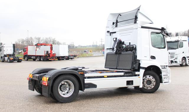 Mercedes-Benz eActros 300LS ELEKTRO - Tractor unit: picture 4 Mercedes-Benz eActros 300LS ELEKTRO - Tractor unit: picture 4
