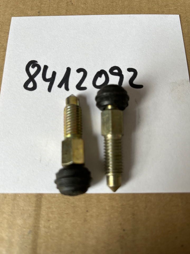O&K CNH Valve 8412092 - Spare parts for Construction machinery: picture 2 O&K CNH Valve 8412092 - Spare parts for Construction machinery: picture 2