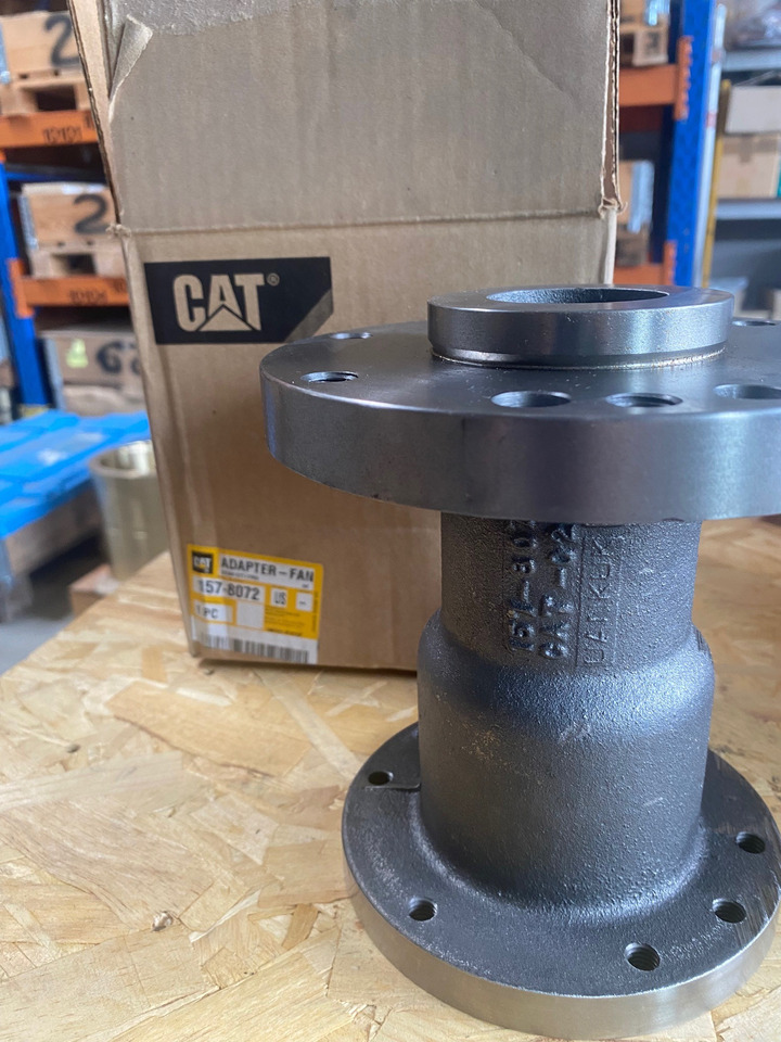 O&K Terex RH40 RH90 Cat 6015 6018 Fan Adapter 157-8072 - Spare parts for Construction machinery: picture 3 O&K Terex RH40 RH90 Cat 6015 6018 Fan Adapter 157-8072 - Spare parts for Construction machinery: picture 3