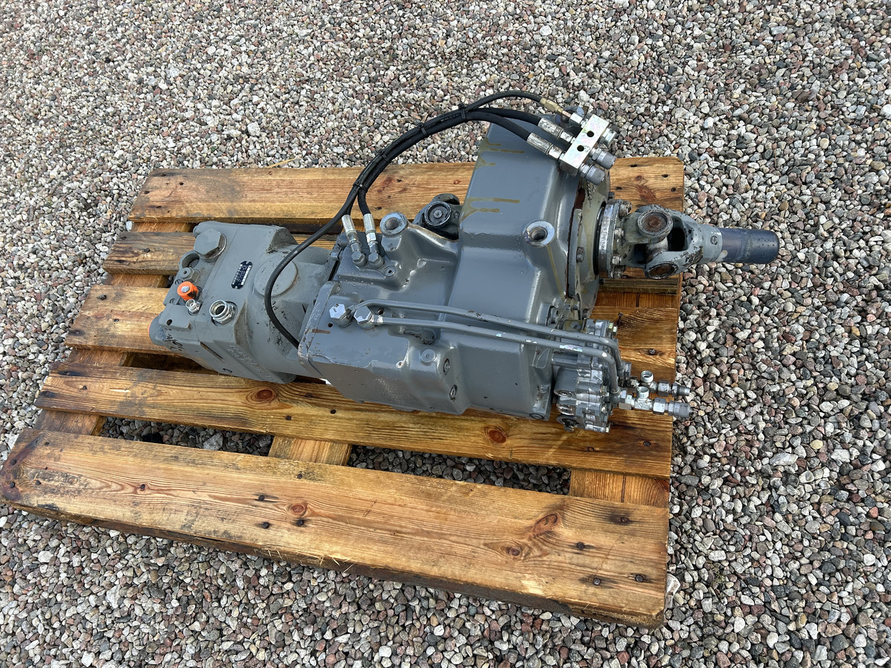 LIEBHERR A314 - Gearbox for Excavator: picture 1 LIEBHERR A314 - Gearbox for Excavator: picture 1