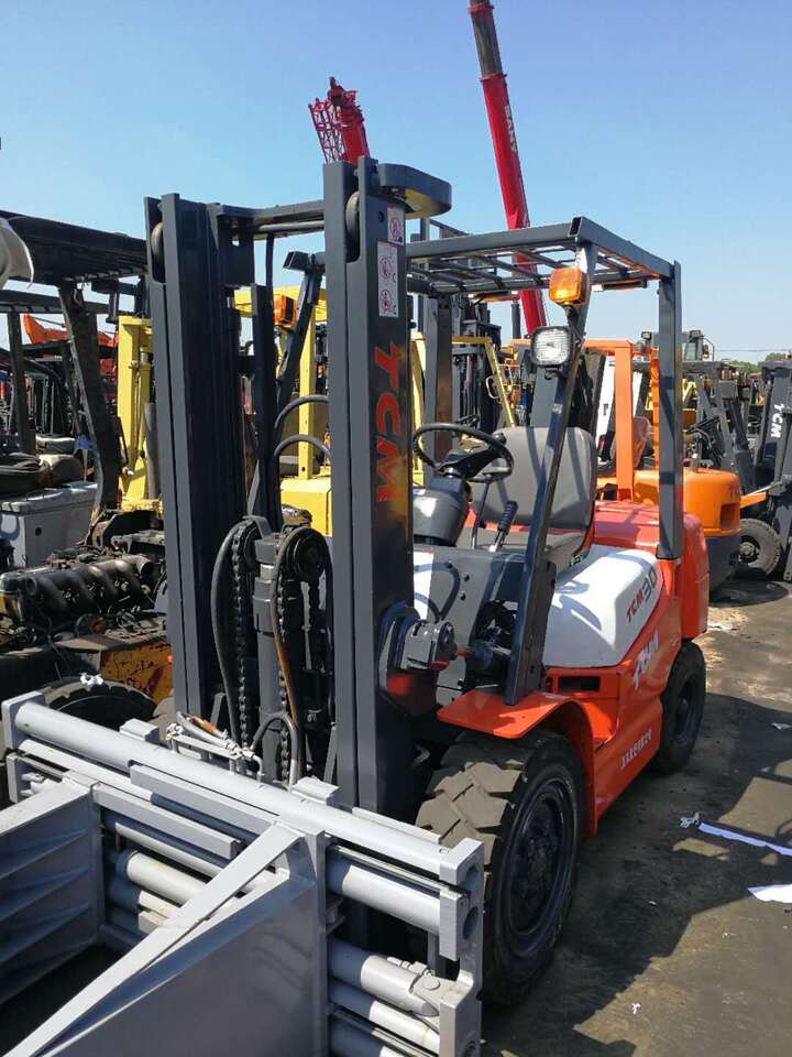 TCM FD30T6 - Forklift: picture 2 TCM FD30T6 - Forklift: picture 2