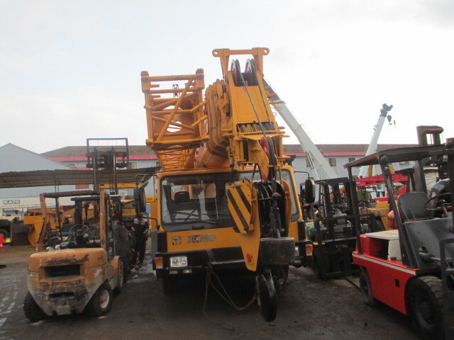 XCMG QY70K - Mobile crane: picture 2 XCMG QY70K - Mobile crane: picture 2