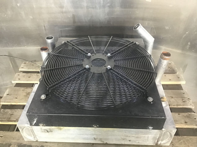 Liebherr Combined Radiator - Fan: picture 1 Liebherr Combined Radiator - Fan: picture 1