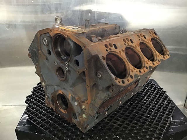 Liebherr Crankcase - Cylinder block: picture 4 Liebherr Crankcase - Cylinder block: picture 4