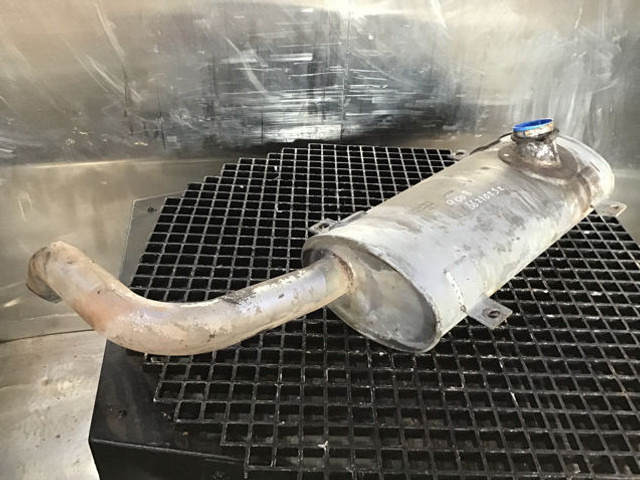 Liebherr Exhaust Silencer - Muffler: picture 4 Liebherr Exhaust Silencer - Muffler: picture 4