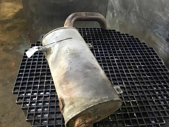 Liebherr Exhaust Silencer - Muffler: picture 1 Liebherr Exhaust Silencer - Muffler: picture 1