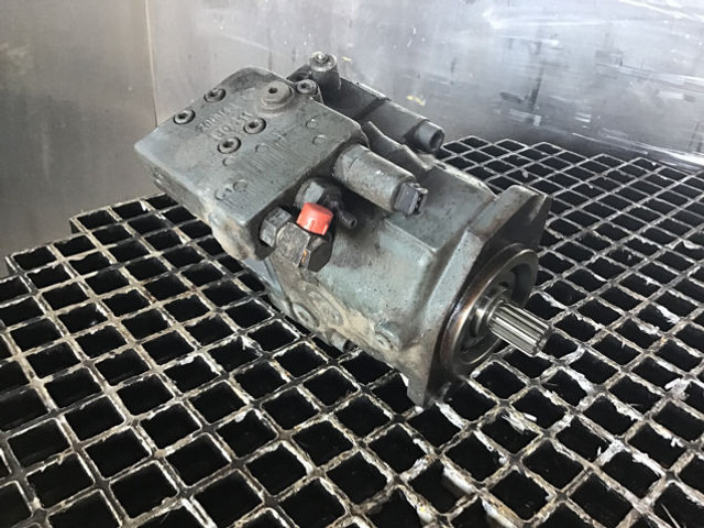 Liebherr Fan Drive Pump - Hydraulic pump: picture 3 Liebherr Fan Drive Pump - Hydraulic pump: picture 3