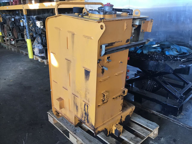 Liebherr Hydraulic Tank - Hydraulic tank: picture 3 Liebherr Hydraulic Tank - Hydraulic tank: picture 3
