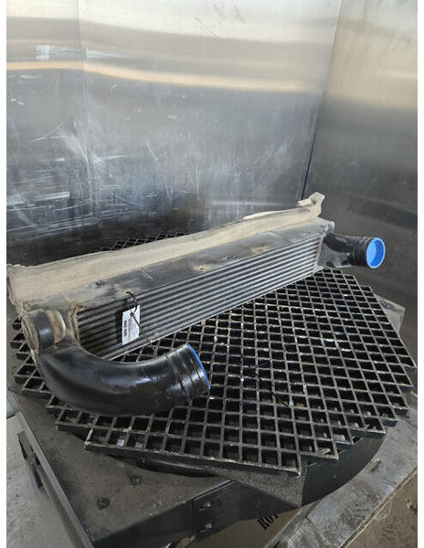 Liebherr Intercooler - Intercooler: picture 4 Liebherr Intercooler - Intercooler: picture 4