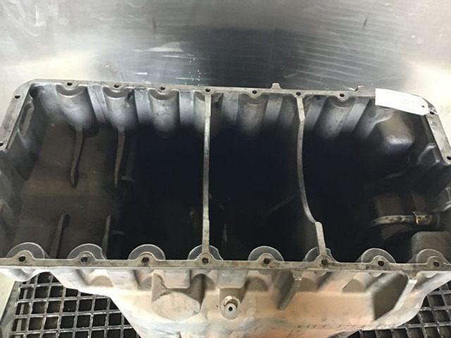 Crankcase Liebherr Oil Sump: picture 6