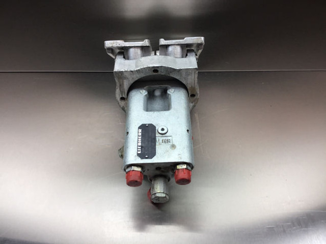 Pedal Liebherr Pilot Control Unit: picture 9