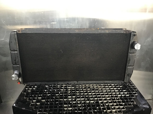 Liebherr Water Cooler - Intercooler: picture 2 Liebherr Water Cooler - Intercooler: picture 2