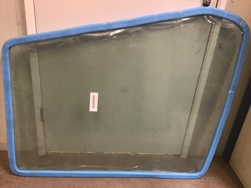 Liebherr Window Glass - Window and parts: picture 1 Liebherr Window Glass - Window and parts: picture 1