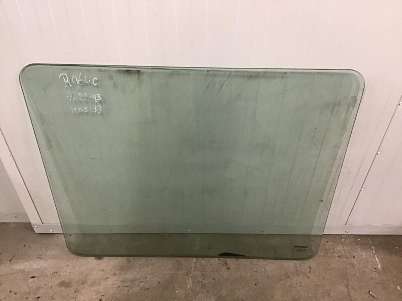 Liebherr Window Glass - Window and parts: picture 2 Liebherr Window Glass - Window and parts: picture 2