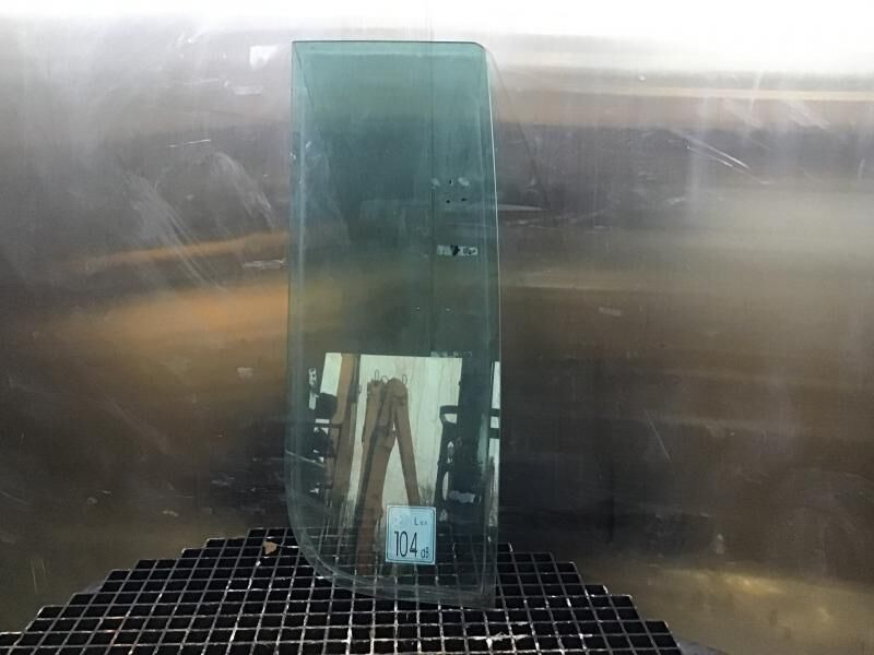 Liebherr Window Glass - Window and parts: picture 3 Liebherr Window Glass - Window and parts: picture 3