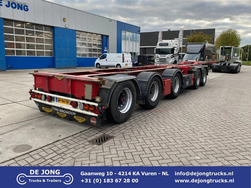 Broshuis 2 Connect 5 AKCC / 5 Axles / 3x Steering / 3x Lift Axle - Container transporter/ Swap body semi-trailer: picture 1 Broshuis 2 Connect 5 AKCC / 5 Axles / 3x Steering / 3x Lift Axle - Container transporter/ Swap body semi-trailer: picture 1