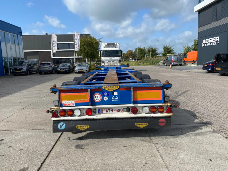 Broshuis Broshuis 3UCC-39/45 / 2x Extendable / Disc Brakes /1x lift Axle / 45FT - Container transporter/ Swap body semi-trailer: picture 2 Broshuis Broshuis 3UCC-39/45 / 2x Extendable / Disc Brakes /1x lift Axle / 45FT - Container transporter/ Swap body semi-trailer: picture 2