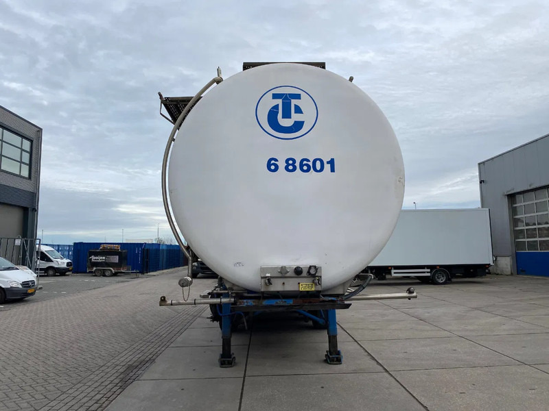 Burg / 30.310 LT / 3 compartments / ADR / Inox / SAF - Tank semi-trailer: picture 5 Burg / 30.310 LT / 3 compartments / ADR / Inox / SAF - Tank semi-trailer: picture 5