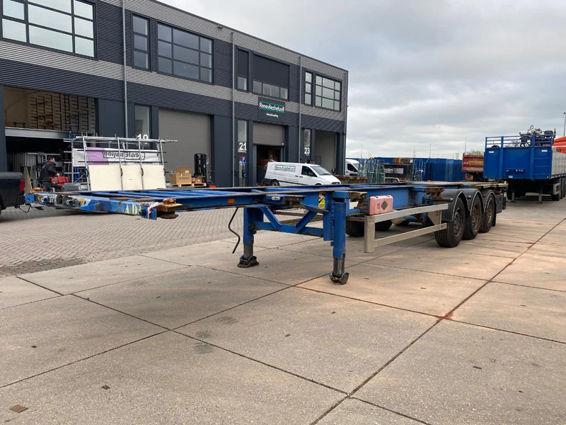 Van Hool 3B0079 / Container chassis / SAF + Disc - Container transporter/ Swap body semi-trailer: picture 4 Van Hool 3B0079 / Container chassis / SAF + Disc - Container transporter/ Swap body semi-trailer: picture 4