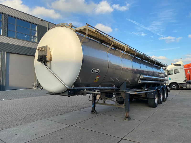 Van Hool Tank / 24.000 LT / Inox / BPW - Tank semi-trailer: picture 4 Van Hool Tank / 24.000 LT / Inox / BPW - Tank semi-trailer: picture 4