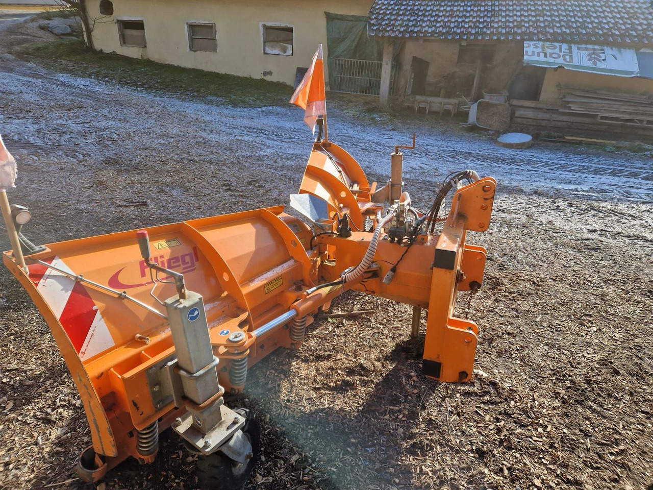 Fliegl Mammut Duplex - Snow plough: picture 1 Fliegl Mammut Duplex - Snow plough: picture 1