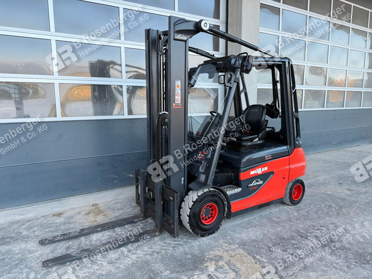 Linde E30 Stapler / BJ2020 / nur 1096h / Duplex / TOP - Forklift: picture 1 Linde E30 Stapler / BJ2020 / nur 1096h / Duplex / TOP - Forklift: picture 1