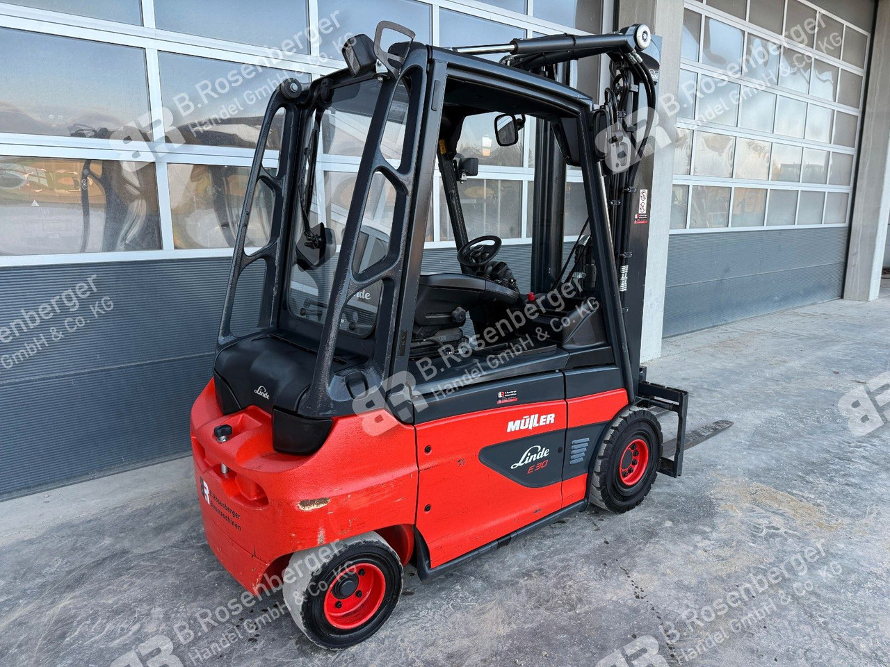 Linde E30 Stapler / BJ2020 / nur 1096h / Duplex / TOP - Forklift: picture 5 Linde E30 Stapler / BJ2020 / nur 1096h / Duplex / TOP - Forklift: picture 5