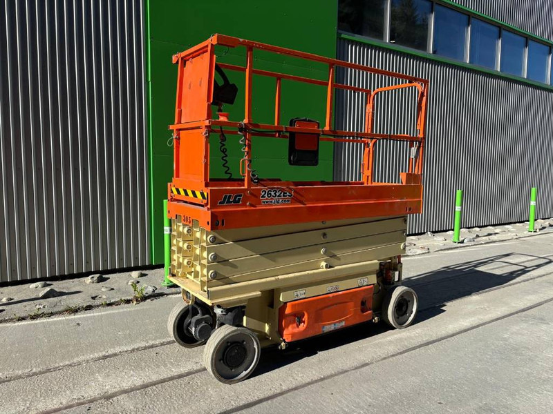 JLG 2632 ES - Scissor lift: picture 1 JLG 2632 ES - Scissor lift: picture 1