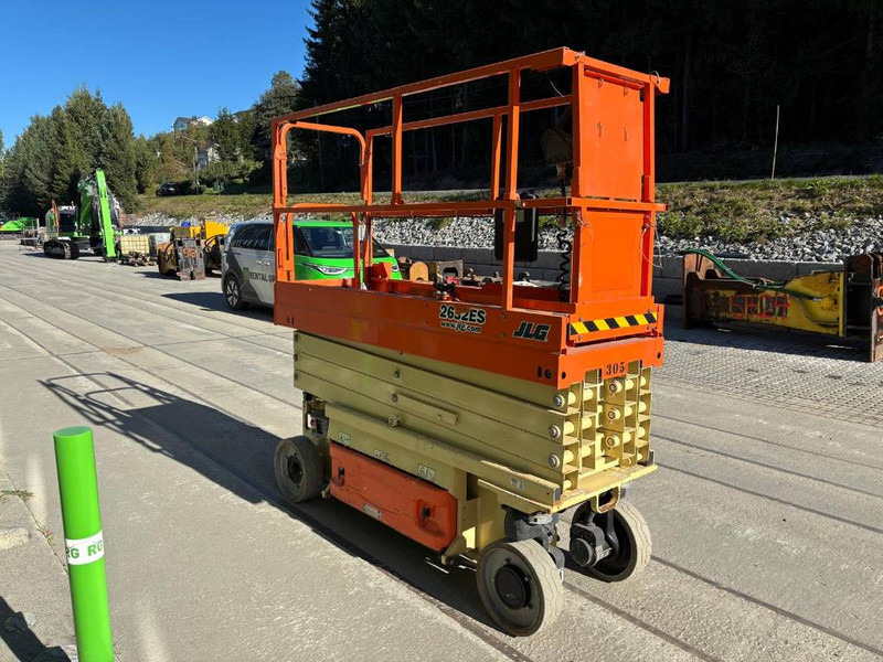 JLG 2632 ES - Scissor lift: picture 3 JLG 2632 ES - Scissor lift: picture 3