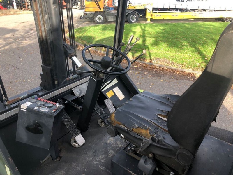 Diesel forklift Clark DPL100: picture 11