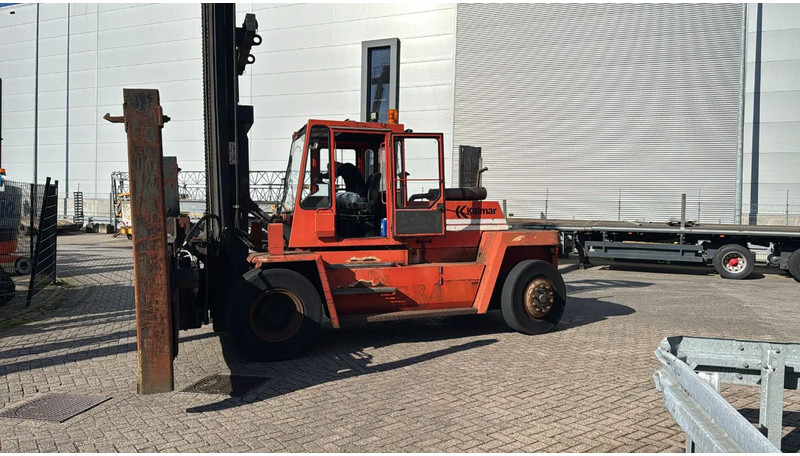 Kalmar DC13,6 XLEC4 - Container handler: picture 4 Kalmar DC13,6 XLEC4 - Container handler: picture 4