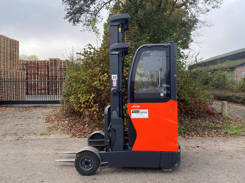 Linde R14G-01 - Reach truck: picture 3 Linde R14G-01 - Reach truck: picture 3