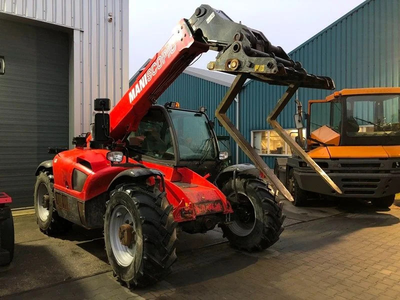 Telescopic handler Manitou MLT735 120 LSU: picture 8