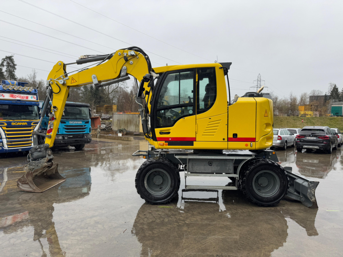 Wheel excavator LIEBHERR 910 Compact Litronic Powertilt: picture 7