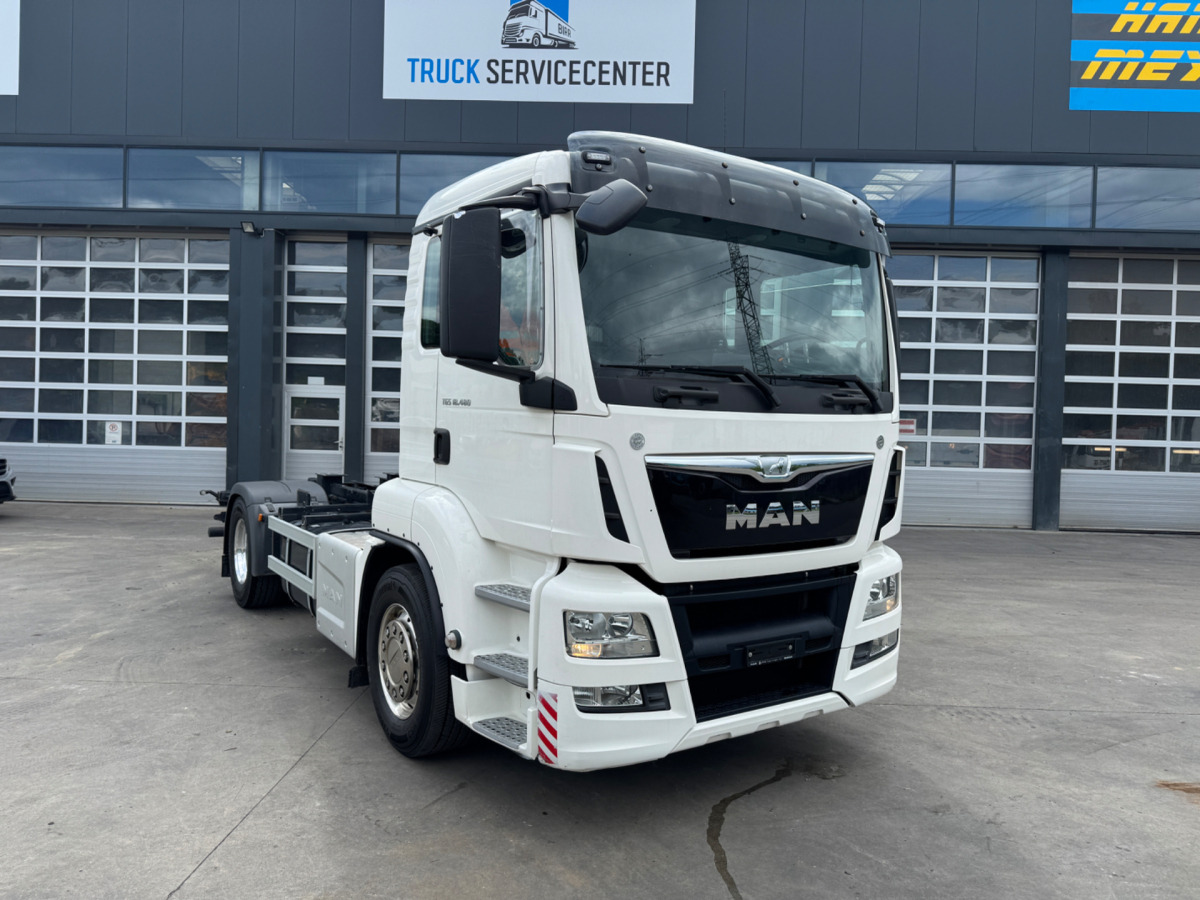 MAN TGS 18.480 - Cab chassis truck: picture 3 MAN TGS 18.480 - Cab chassis truck: picture 3