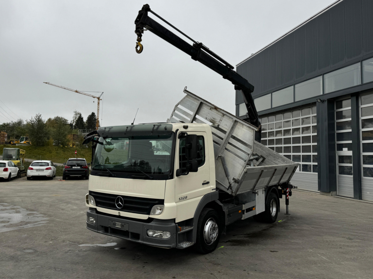 MERCEDES Atego 1329 4x2 Hiab 088-2 - Tipper, Crane truck: picture 1 MERCEDES Atego 1329 4x2 Hiab 088-2 - Tipper, Crane truck: picture 1