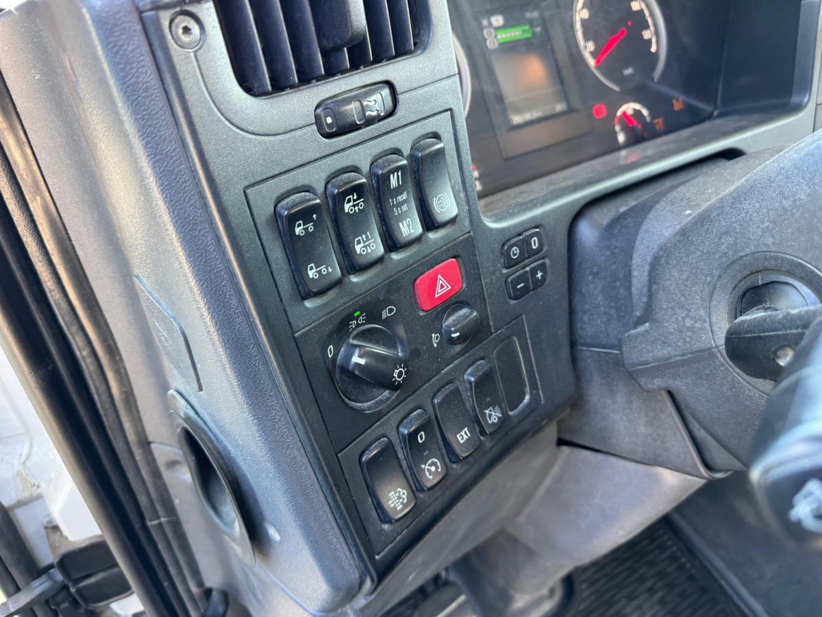 Tipper SCANIA G490 10x4 Moser 2S: picture 20
