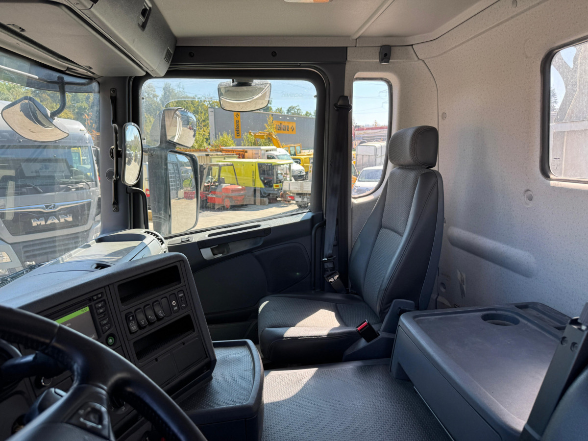 Tipper SCANIA G490 10x4 Moser 2S: picture 17