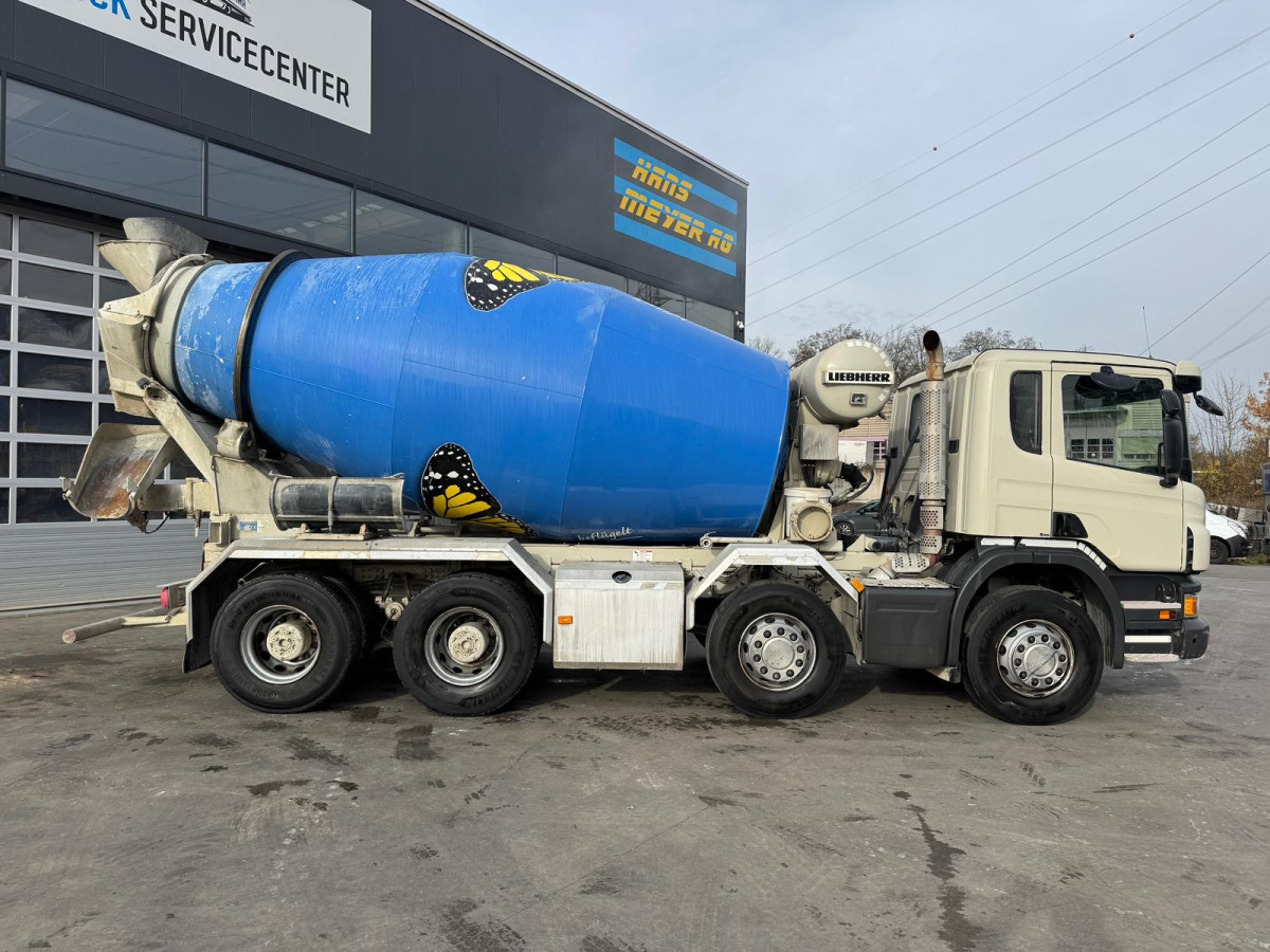 SCANIA P410 8x4 Liebherr 9m3 - Concrete mixer truck: picture 4 SCANIA P410 8x4 Liebherr 9m3 - Concrete mixer truck: picture 4
