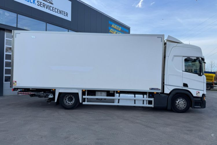 Scania R450 4x2 Isotherm - Isothermal truck: picture 4 Scania R450 4x2 Isotherm - Isothermal truck: picture 4