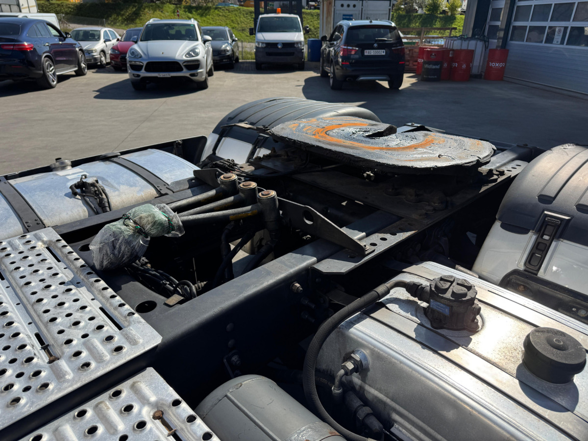 Tractor unit SCANIA R500 V8 4x2 ADR mit Hydraulikpumpe: picture 9