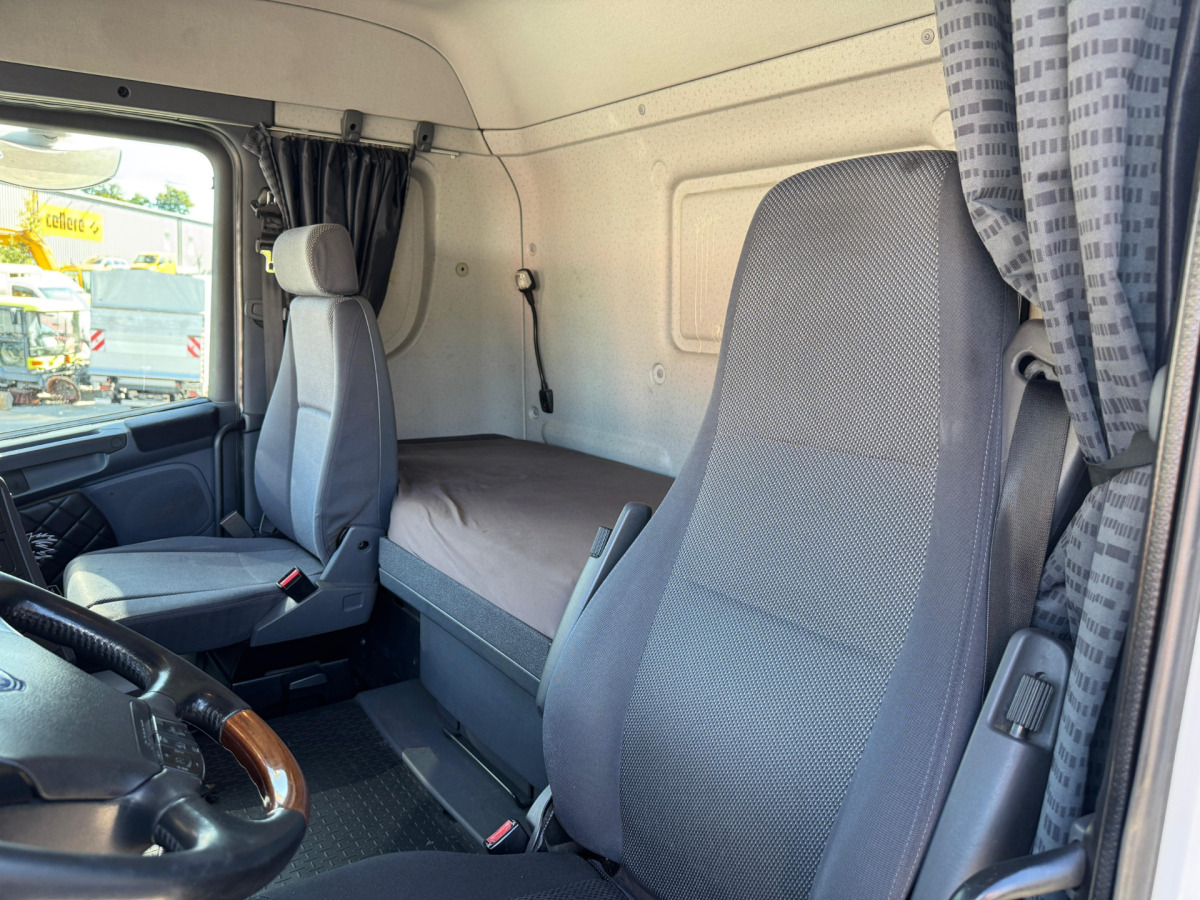 Tractor unit SCANIA R500 V8 4x2 ADR mit Hydraulikpumpe: picture 13