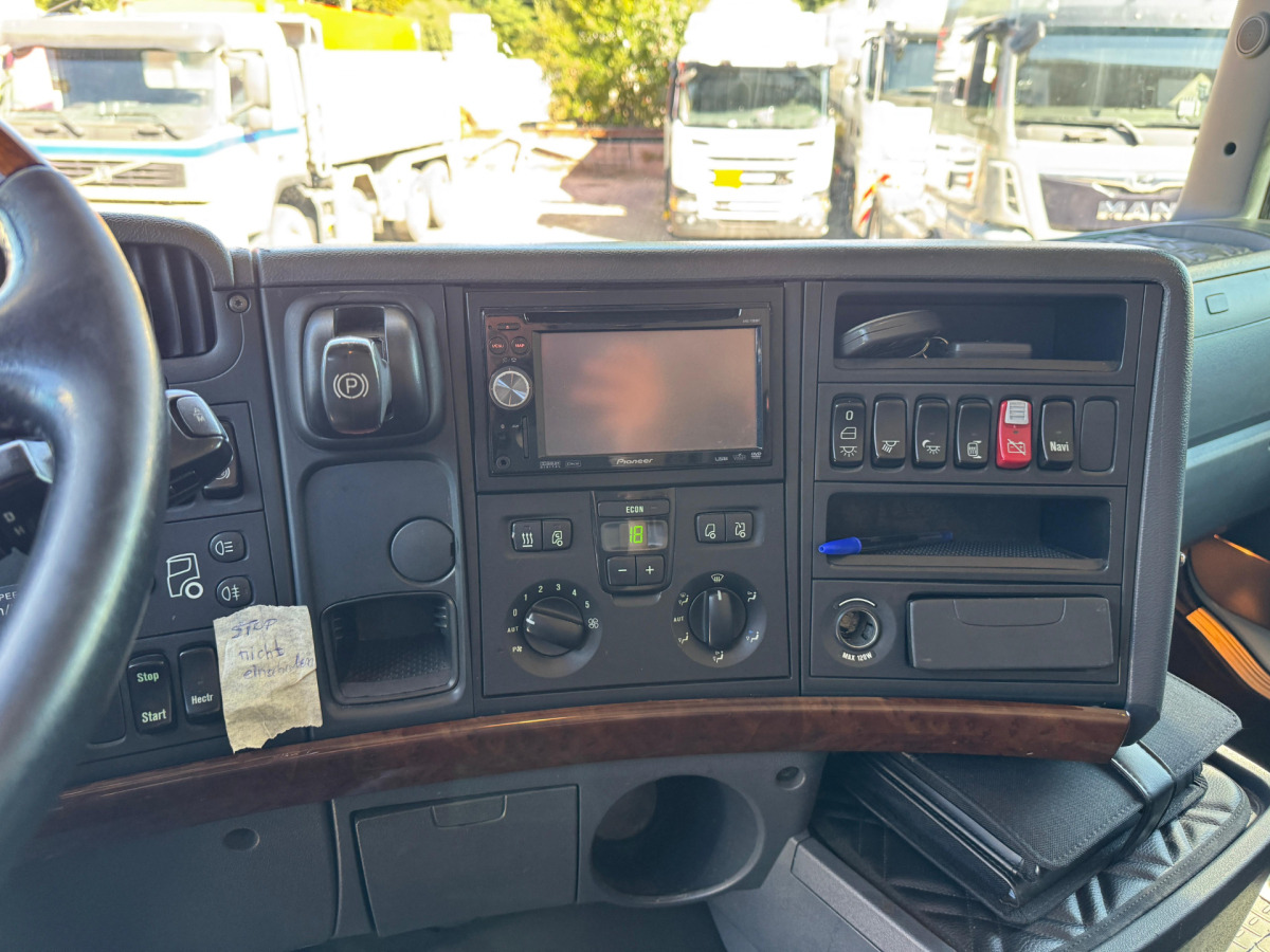 Tractor unit SCANIA R500 V8 4x2 ADR mit Hydraulikpumpe: picture 16