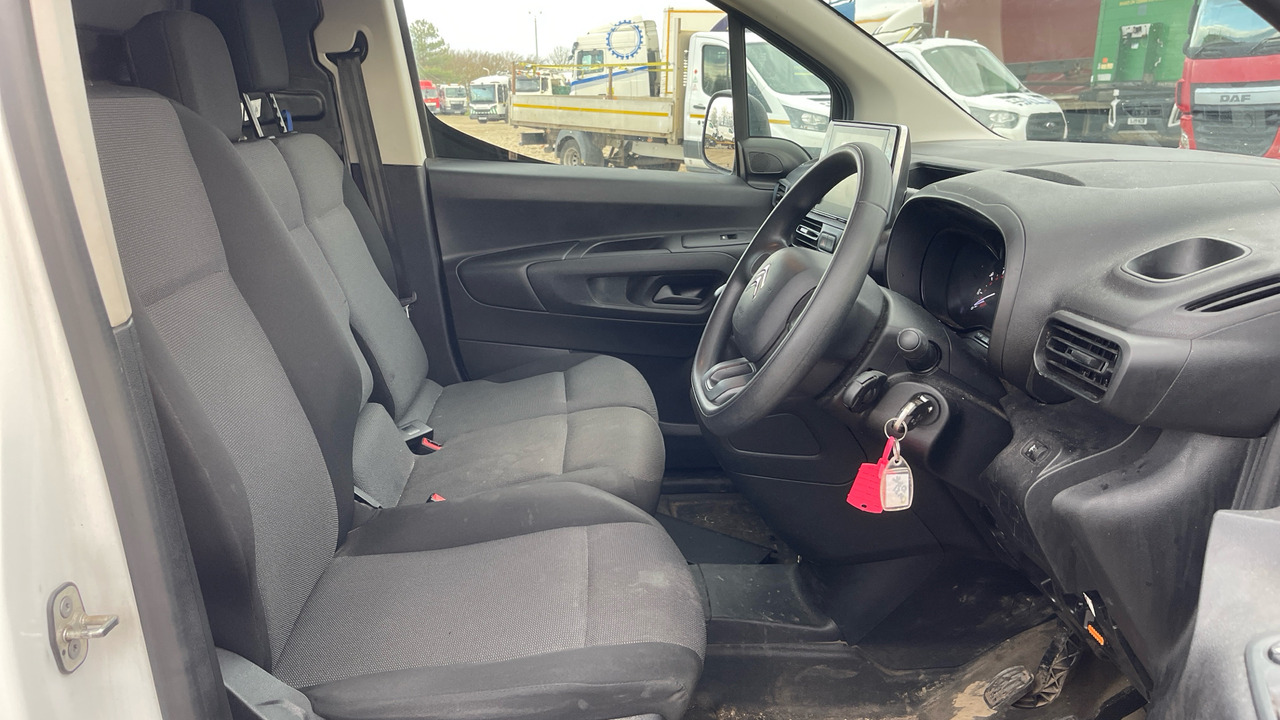 CITROEN BERLINGO ENTERPRISE 650 1.5 BLUEHDI 75PS - Small van: picture 5 CITROEN BERLINGO ENTERPRISE 650 1.5 BLUEHDI 75PS - Small van: picture 5