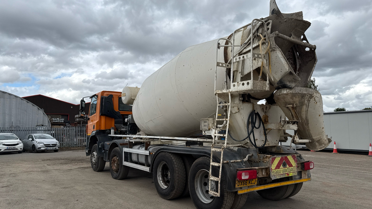 DAF CF 400 - Concrete mixer truck: picture 3 DAF CF 400 - Concrete mixer truck: picture 3