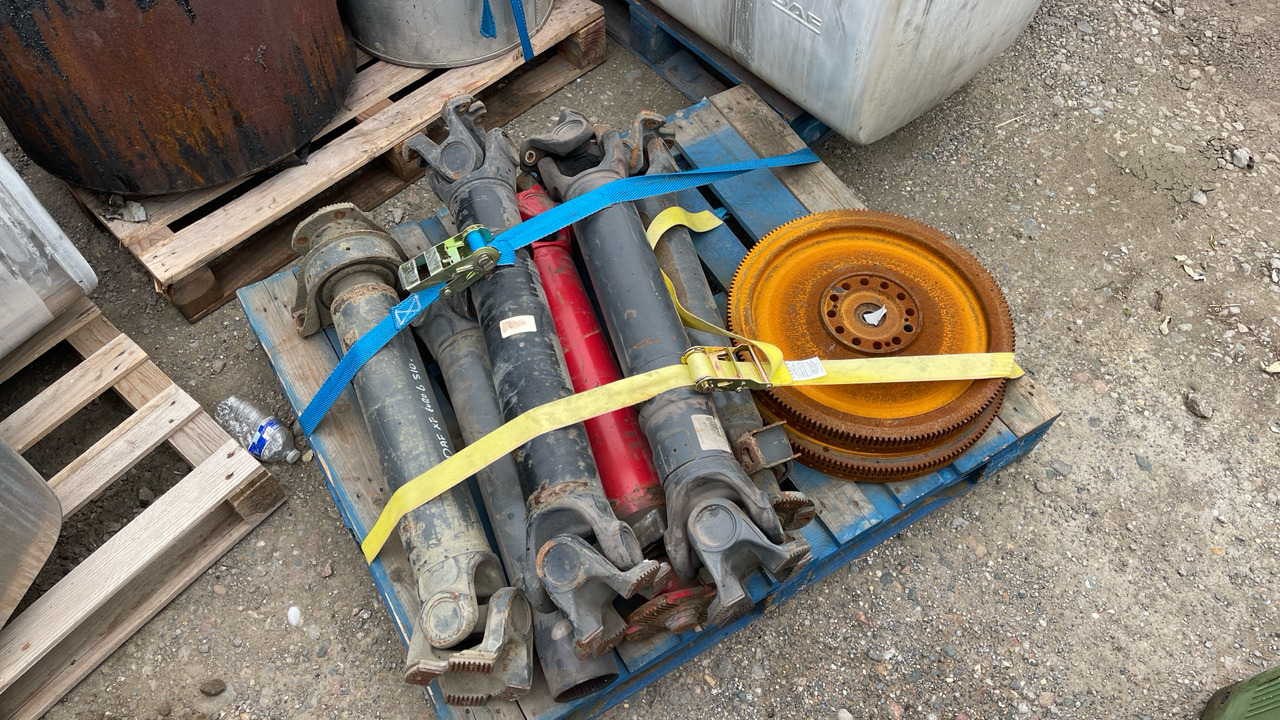 DAF DRIVE SHAFTS (PALLET OF) - Construction equipment: picture 2 DAF DRIVE SHAFTS (PALLET OF) - Construction equipment: picture 2