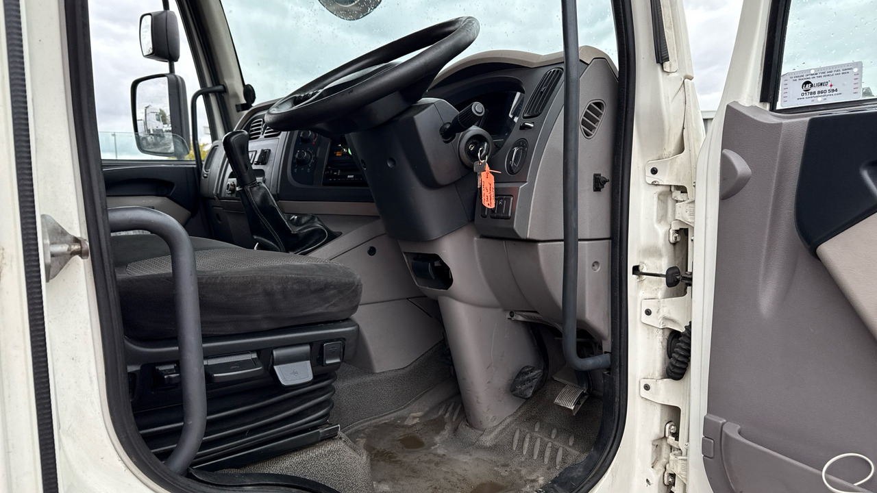 DAF LF 150 - Dropside/ Flatbed truck: picture 5 DAF LF 150 - Dropside/ Flatbed truck: picture 5